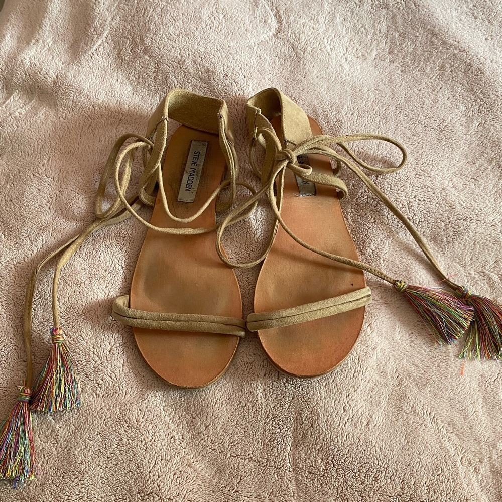 STEVE MADDEN SANDALS
